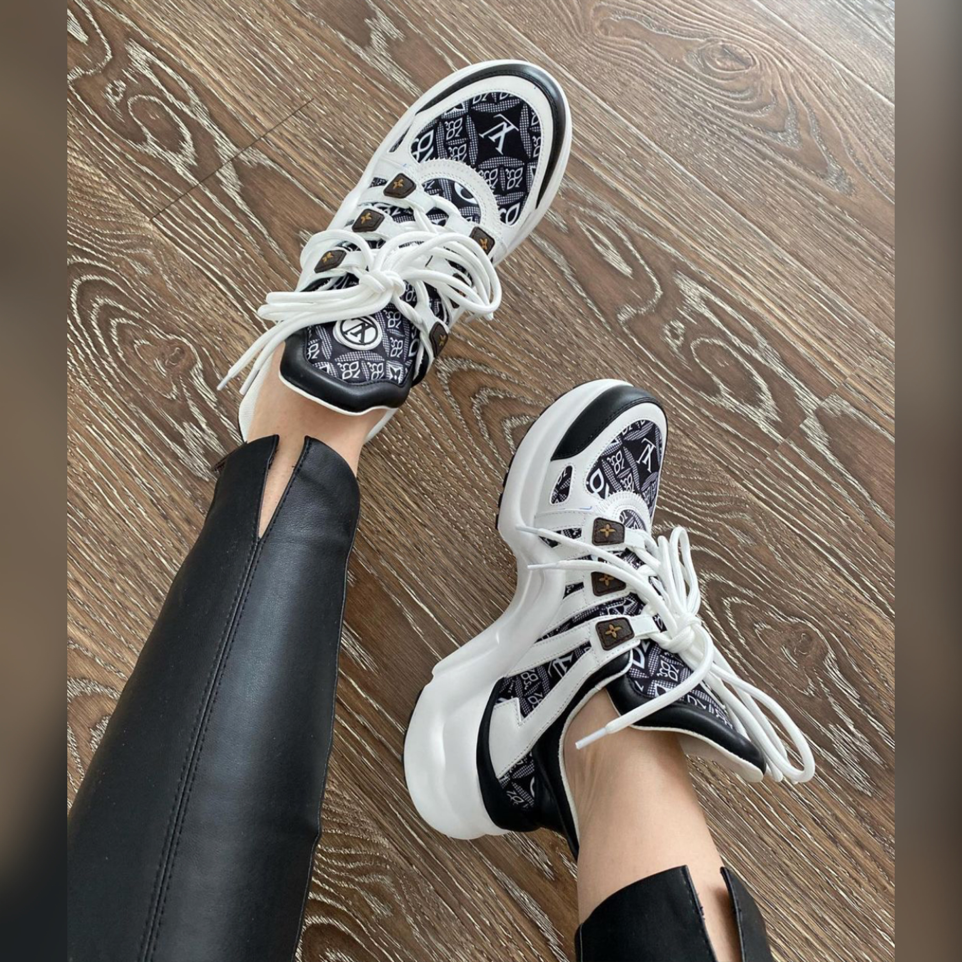 Archlight Louis Vuitton shoes