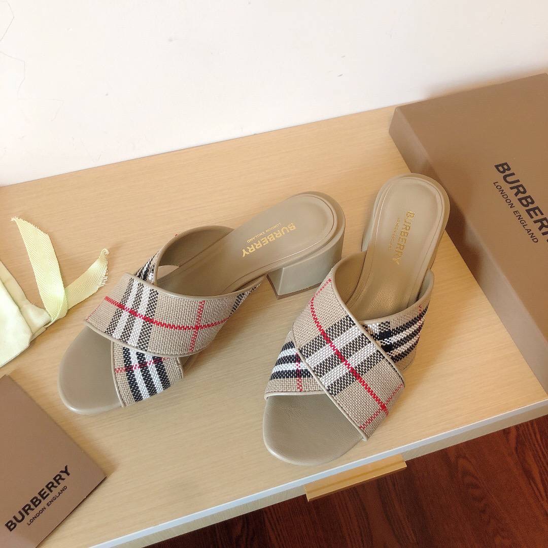 Burberry shoes