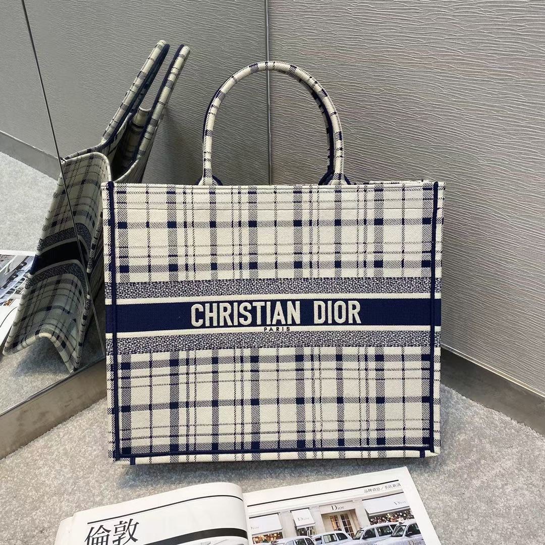 Christian Dior bag