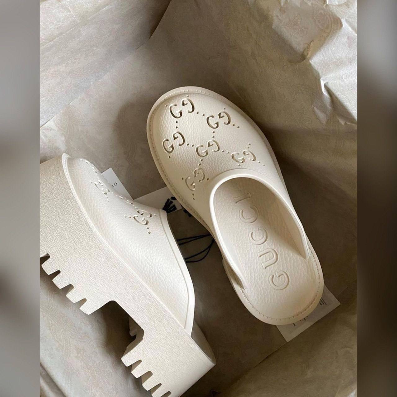 Gucci shoes