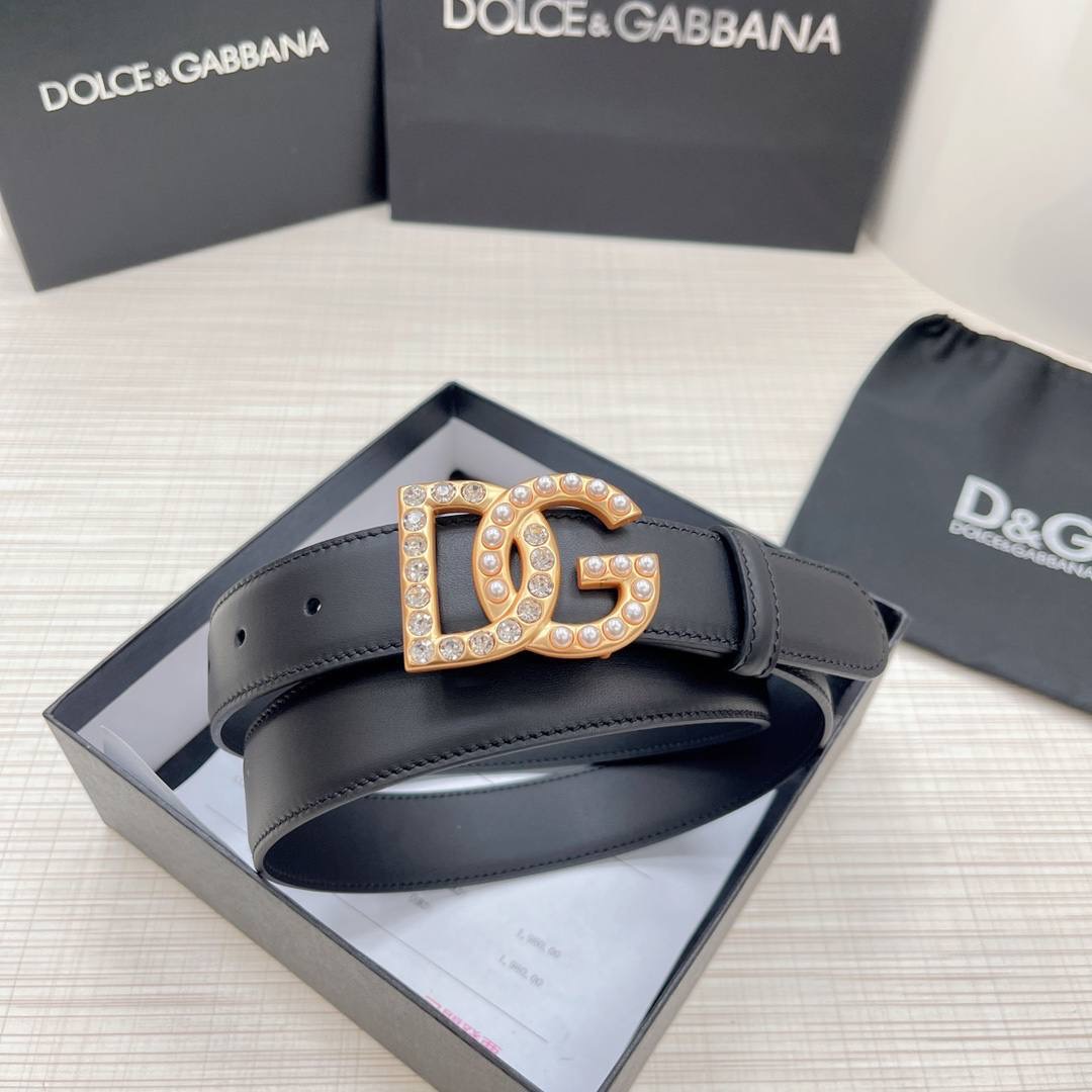 Dolce & Gabbana accessories
