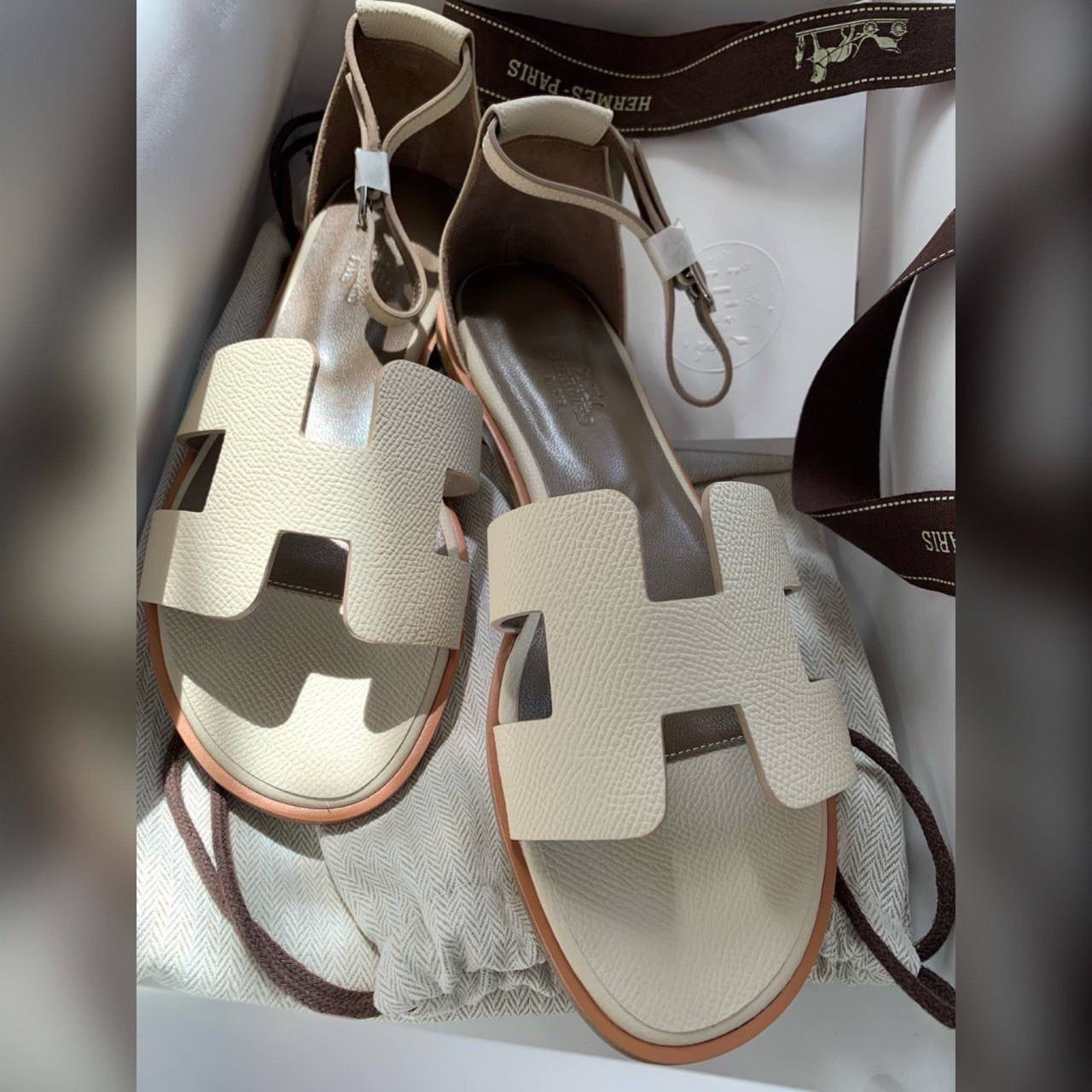 Hermès shoes