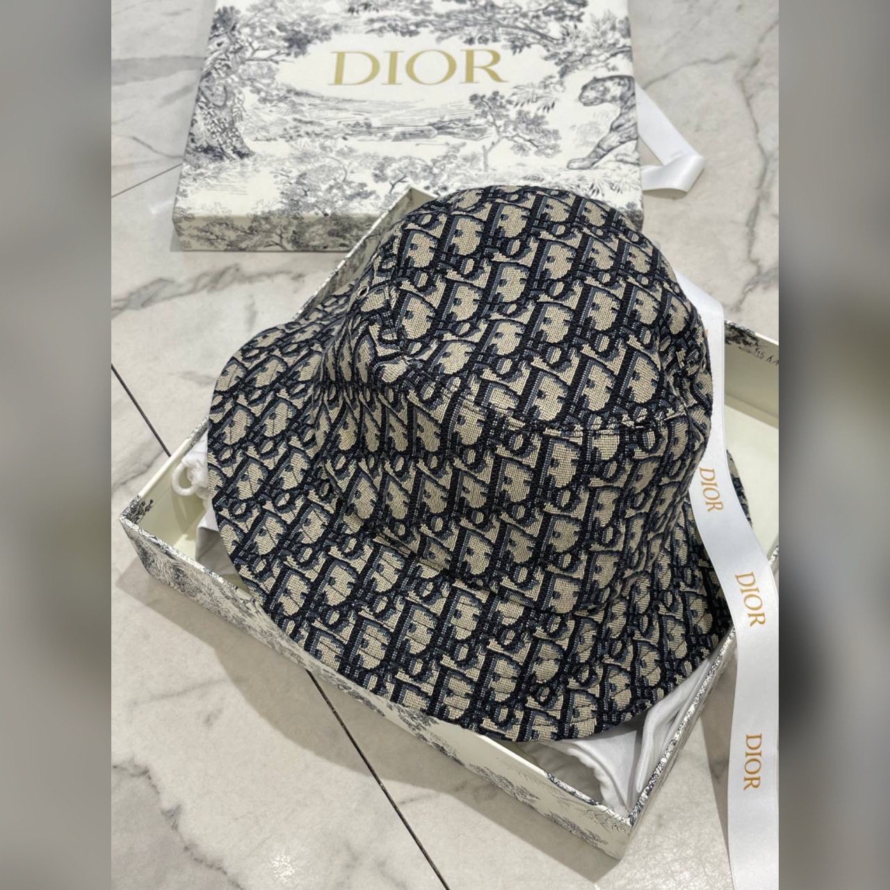 Christian Dior accessories