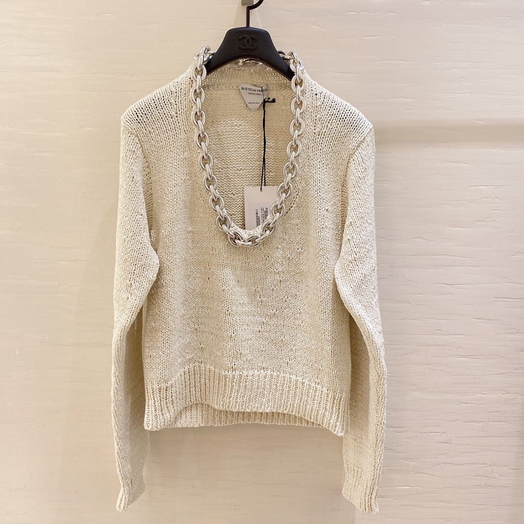 Bottega Veneta wear
