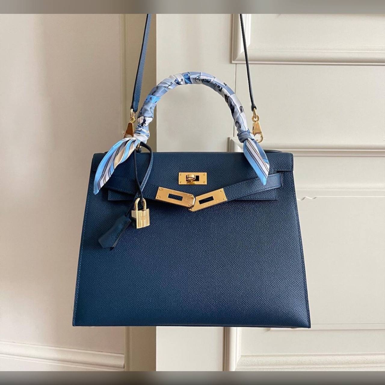 Hermès Kelly Epsom Gold bag