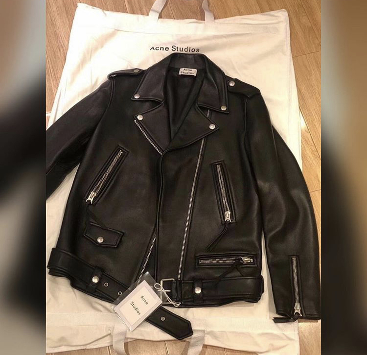 Acne wear