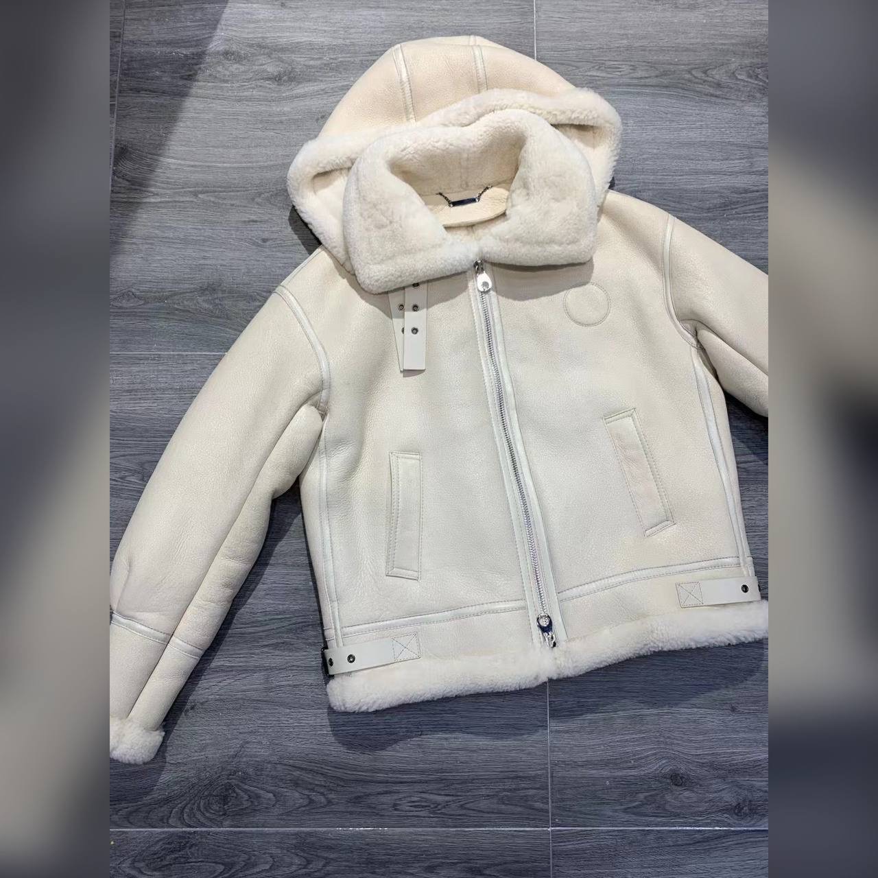 Chloe wear