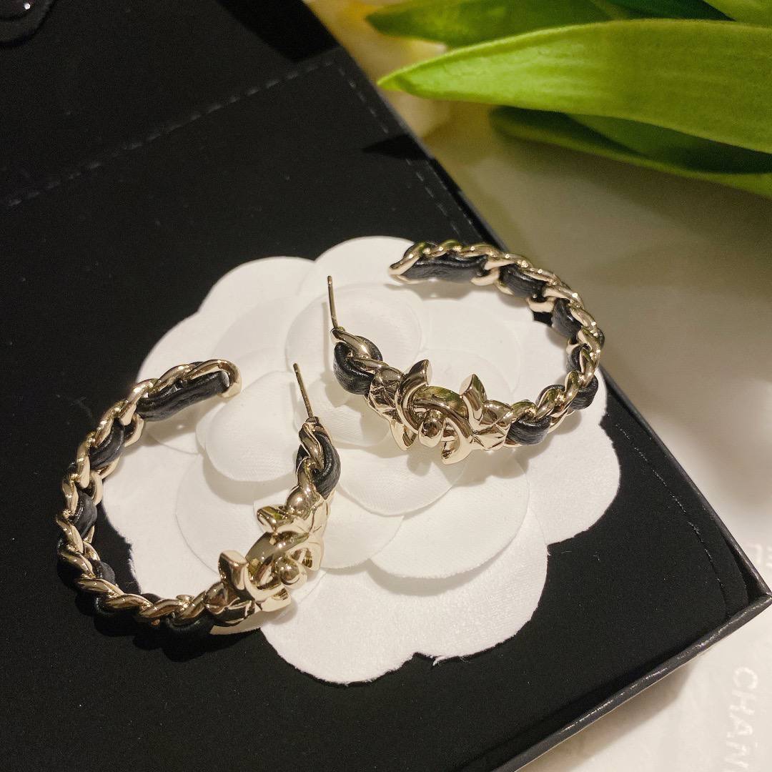 Chanel accessories