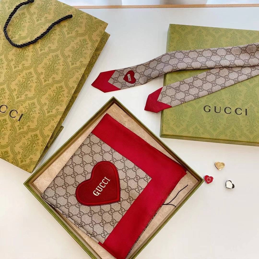 Gucci accessories