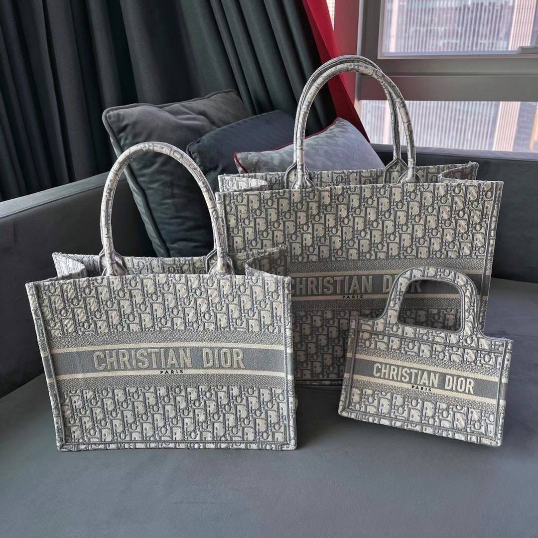 Christian Dior bag