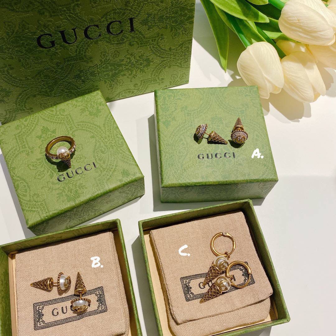 Gucci accessories