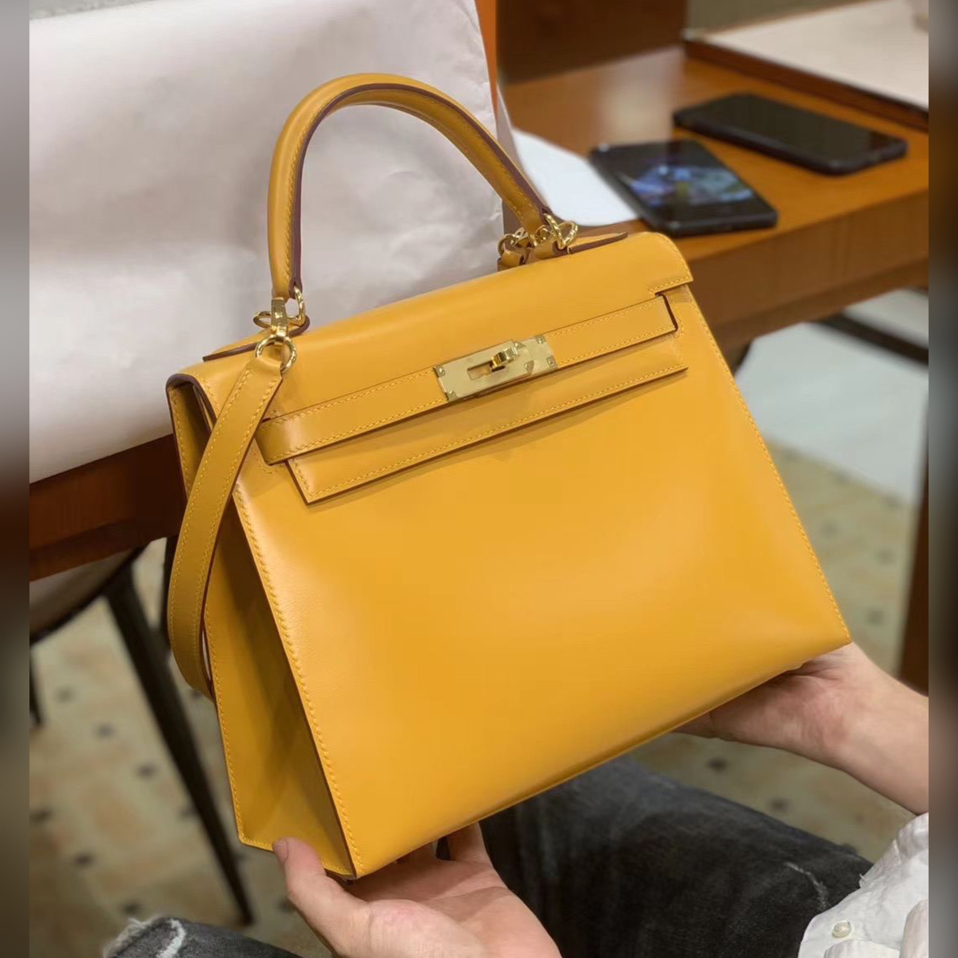 Hermes Kelly Box Gold