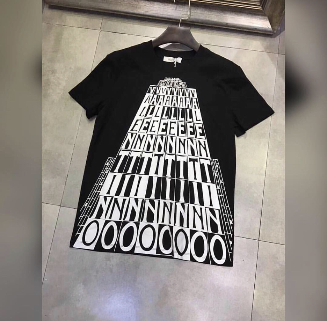 Valentino t-shirt