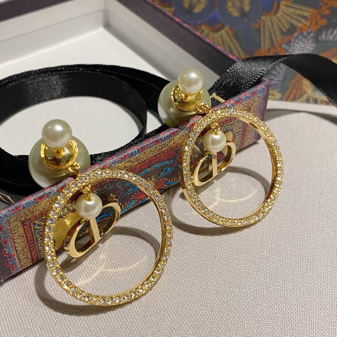 Christian Dior accessories