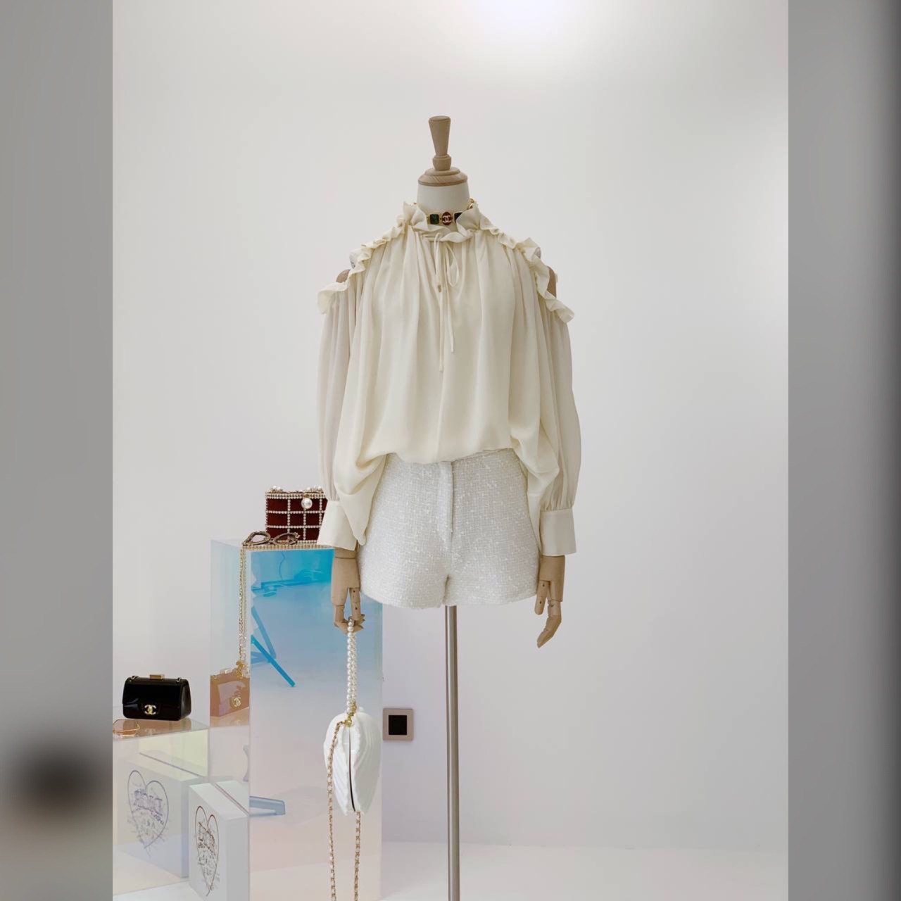Chloe wear