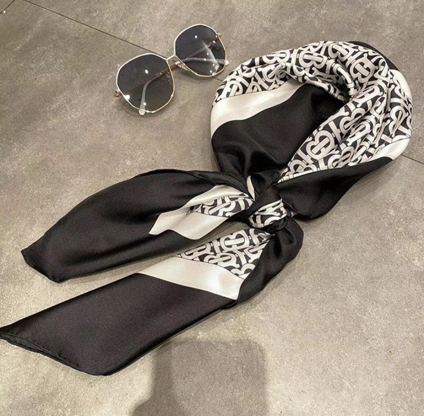 Burberry accessories