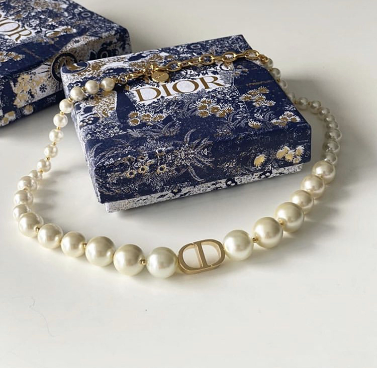 Christian Dior accessories