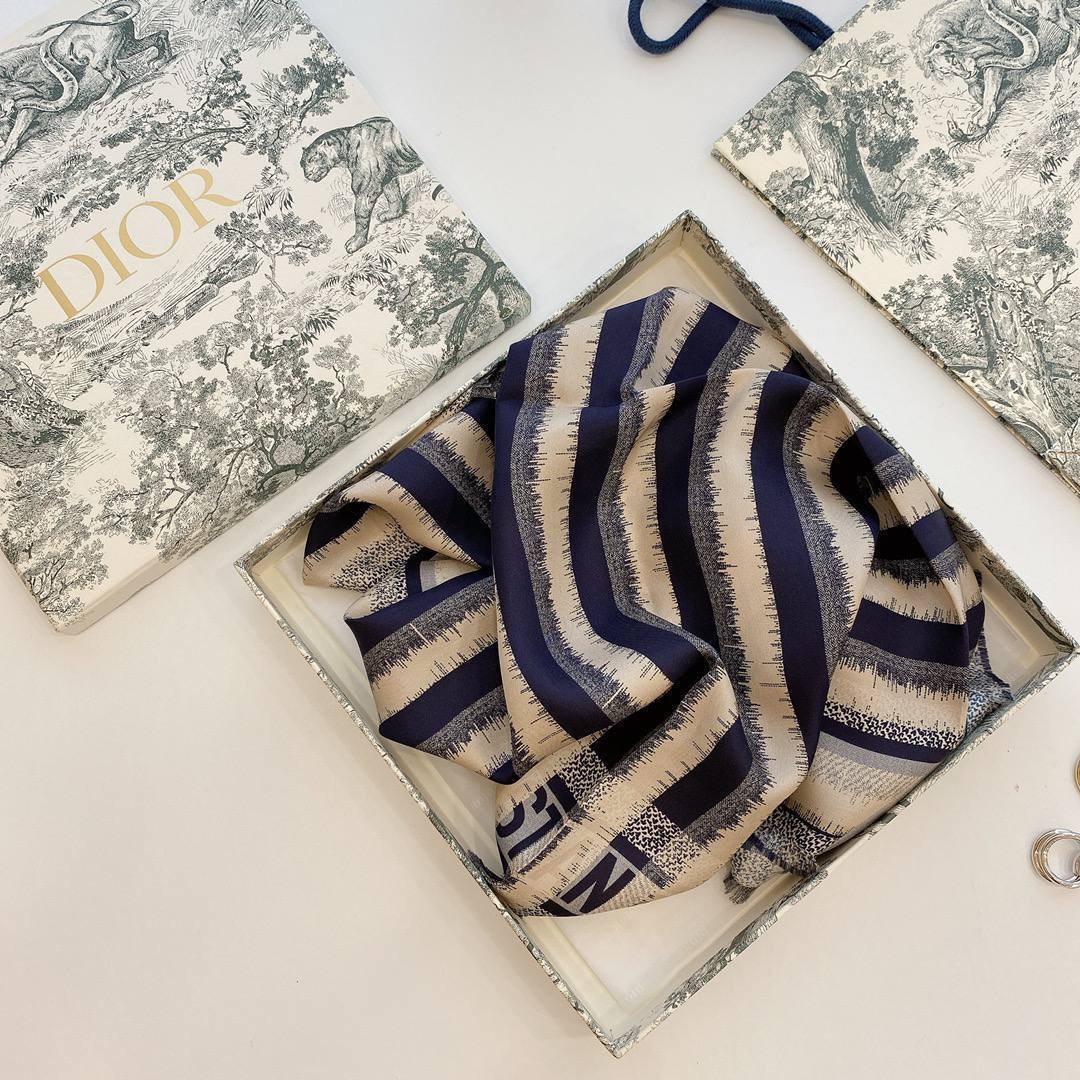 Christian Dior accessories