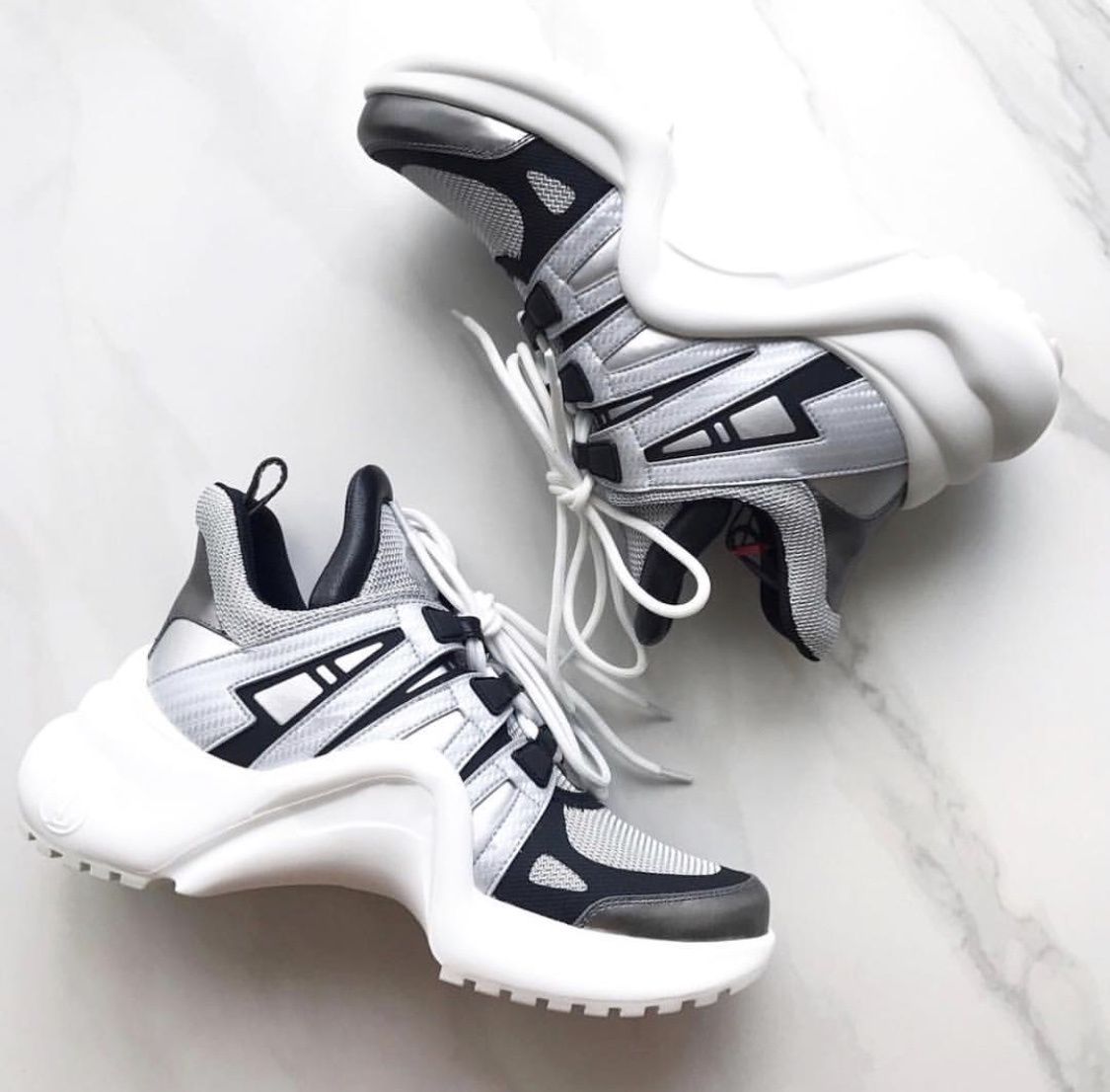 Louis Vuitton Sneakers