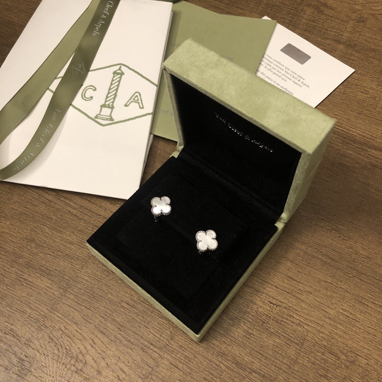 Van Cleef & Arpels jewellery