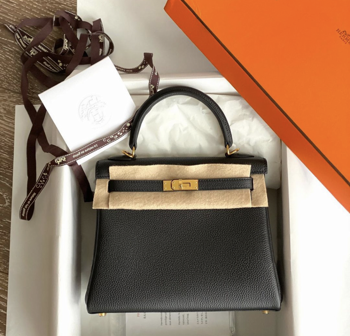 Hermès Kelly Togo Gold bag