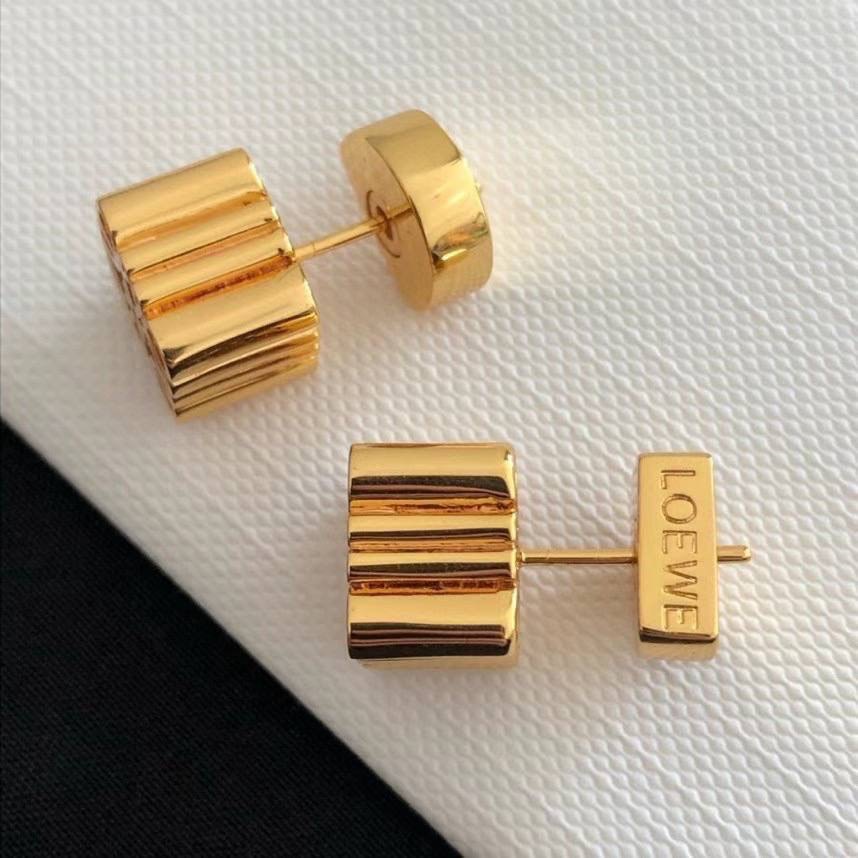 Loewe accessories