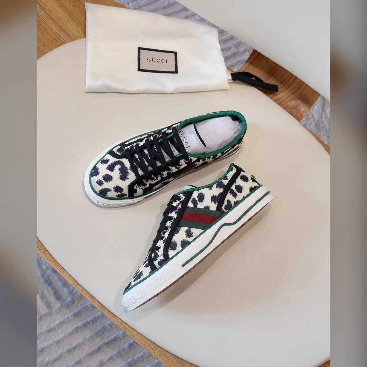 Gucci shoes