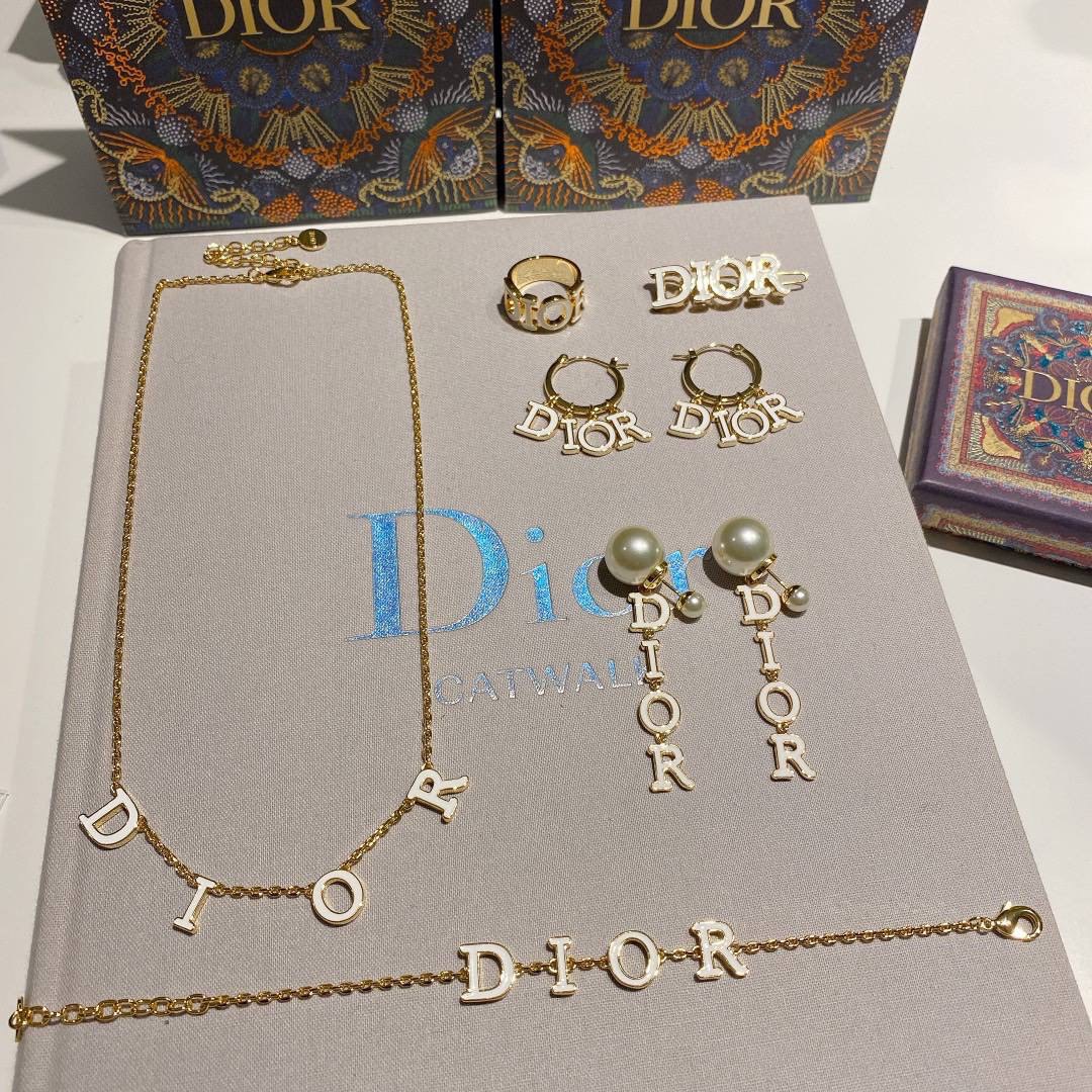 Christian Dior accessories