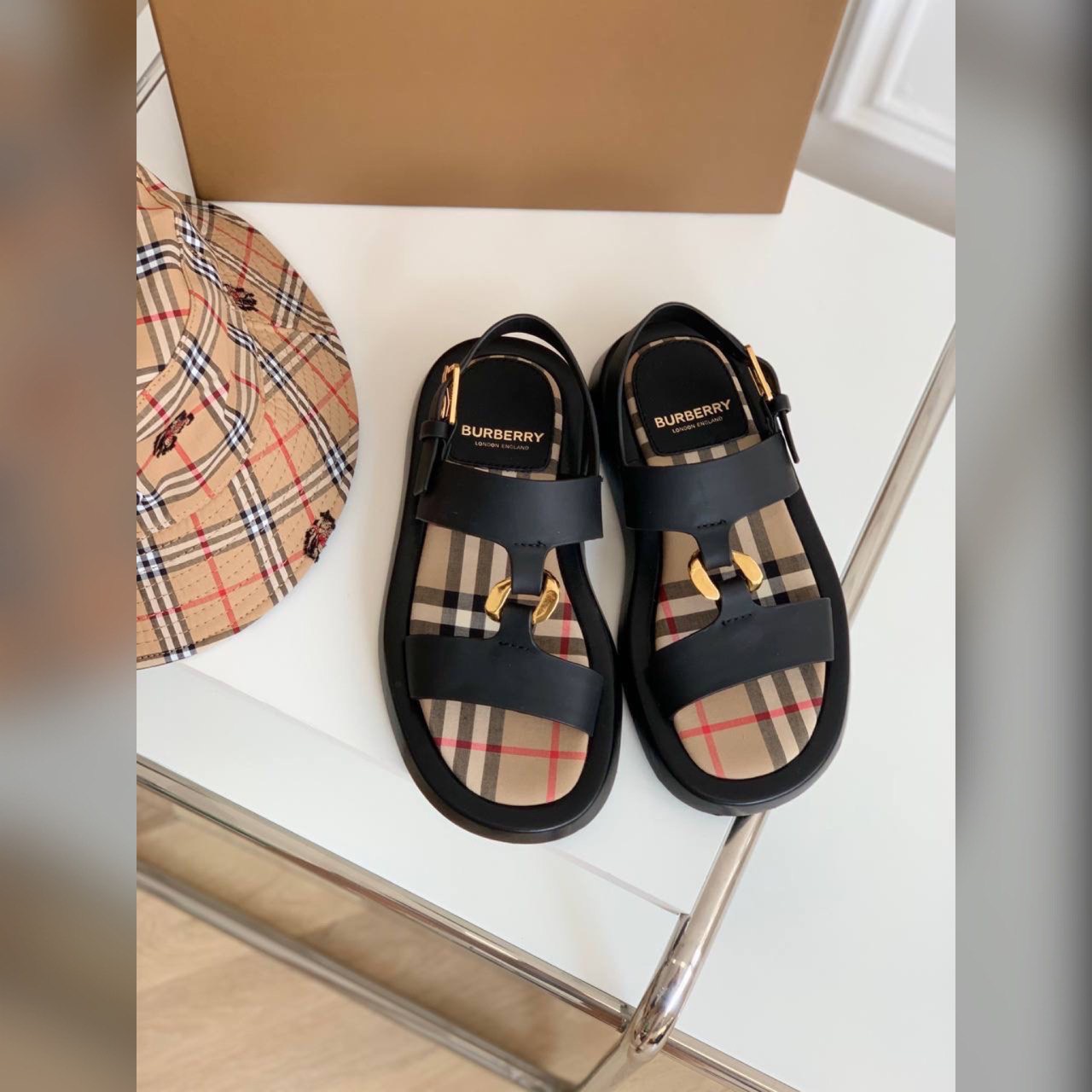 Burberry shoes