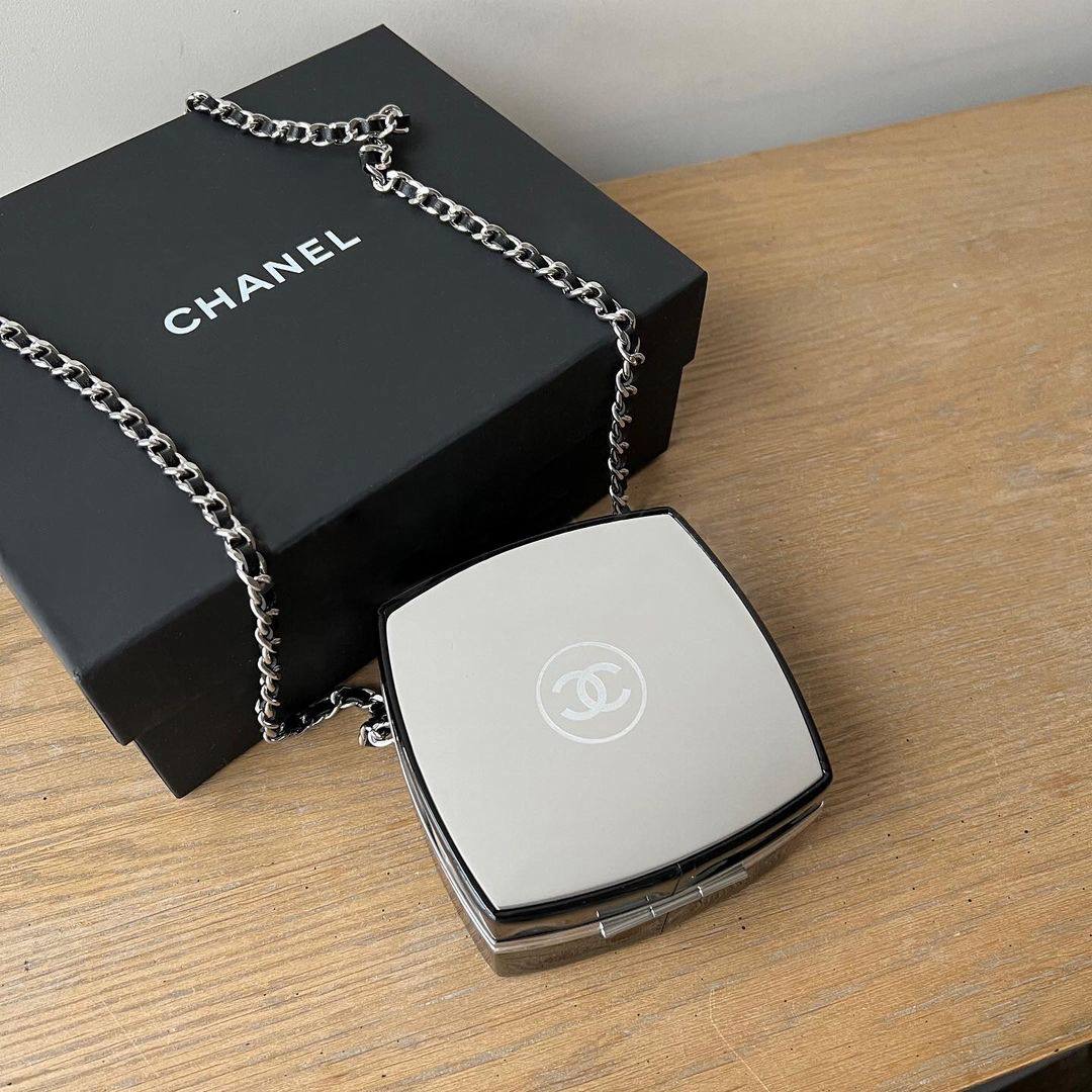 Chanel bag