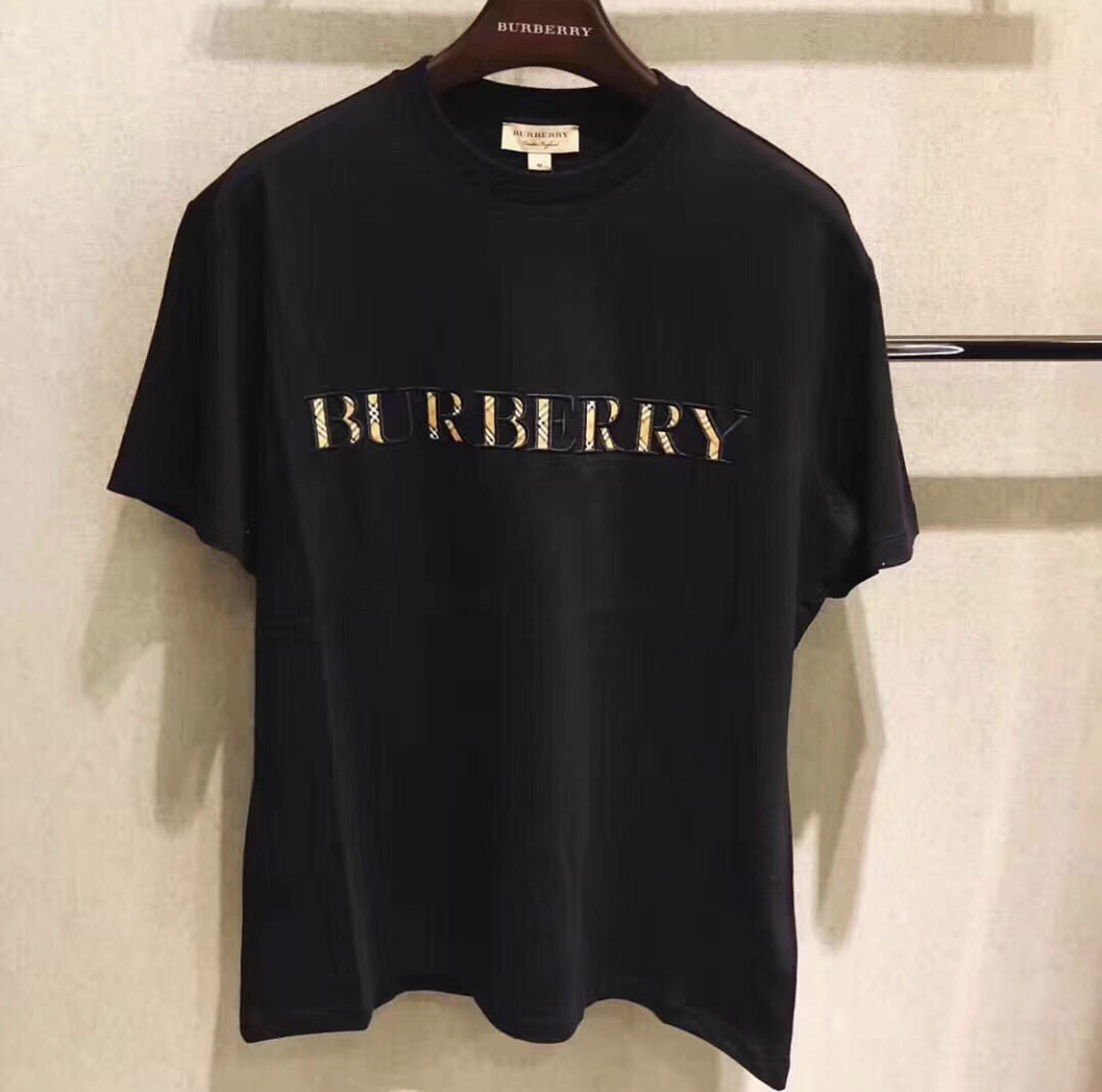 Burberry t-shirt