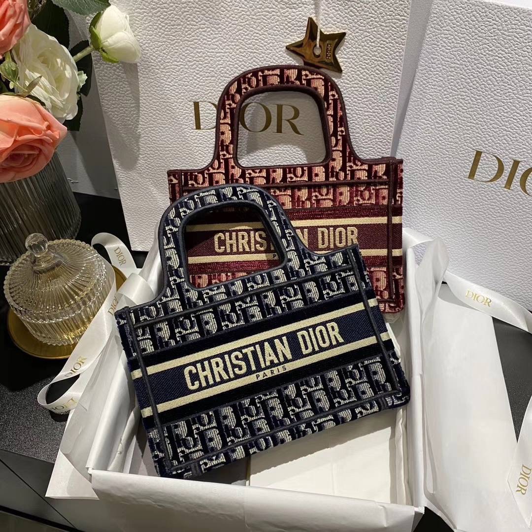 Christian Dior bag