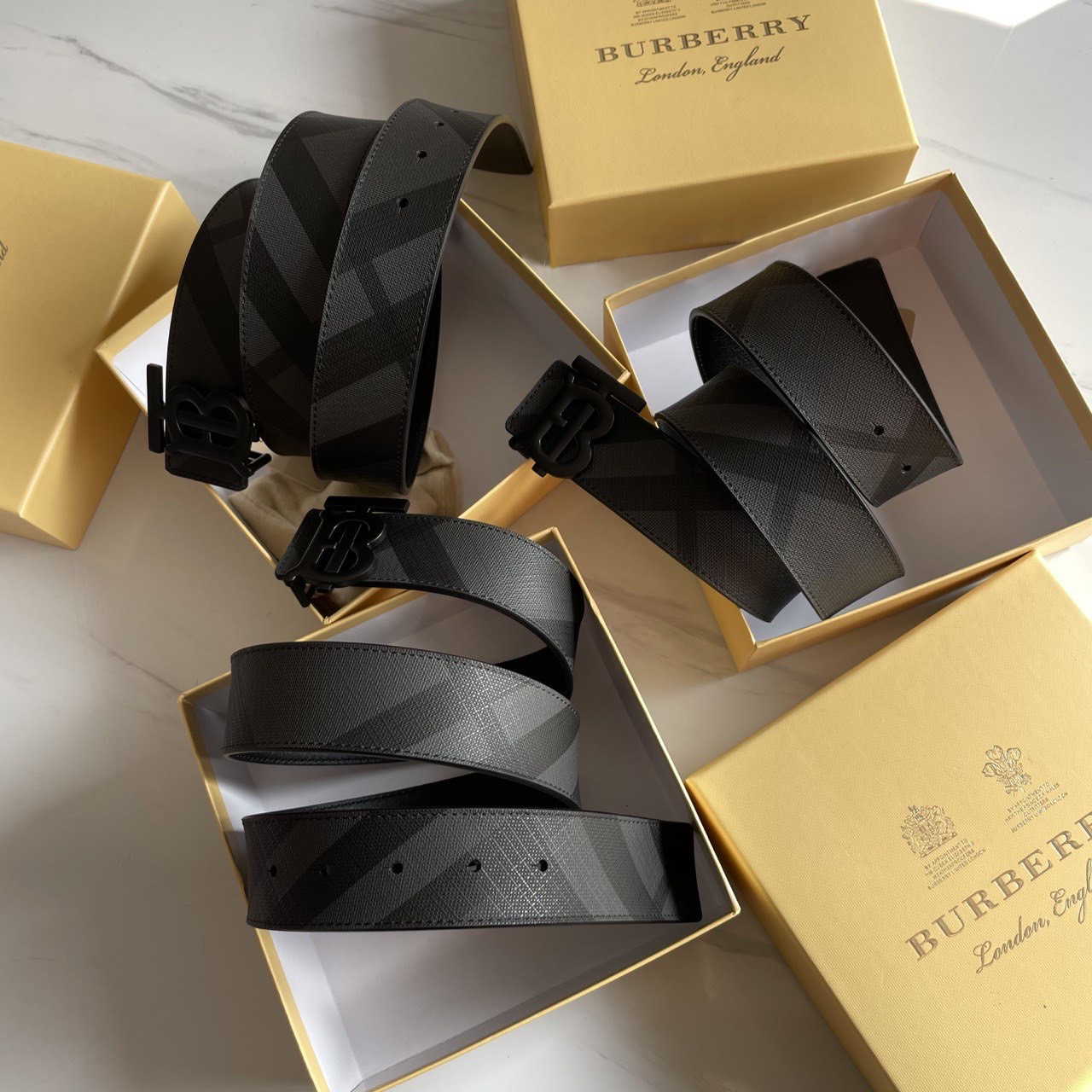Burberry accessories