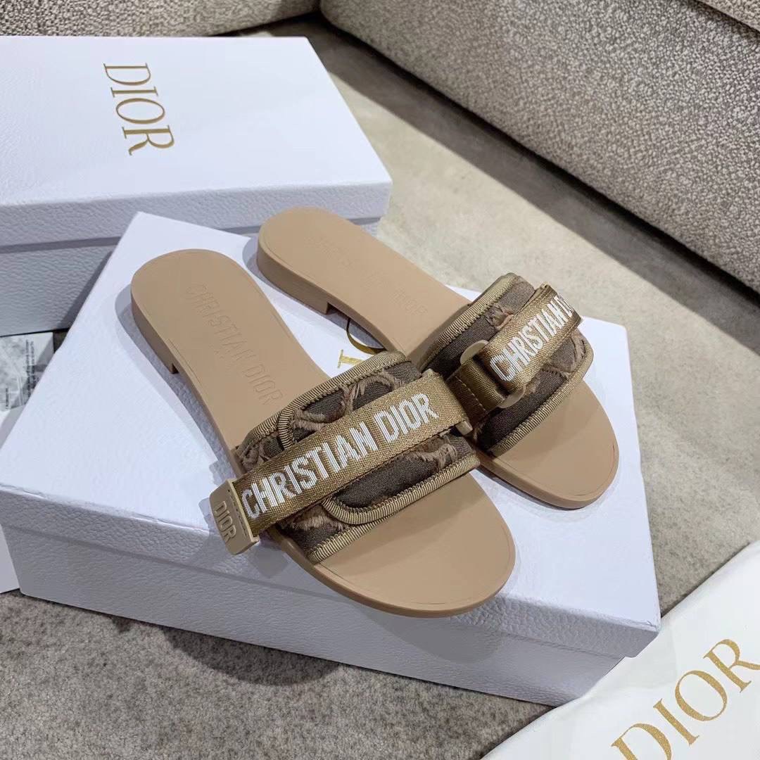 Christiаn Diоr shoes