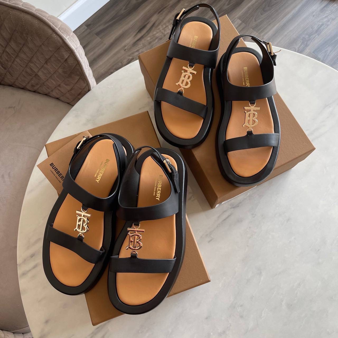 Burberry shoes