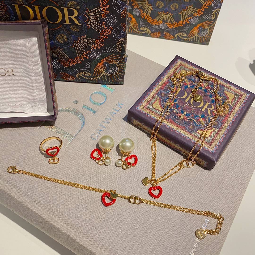 Christian Dior accessories