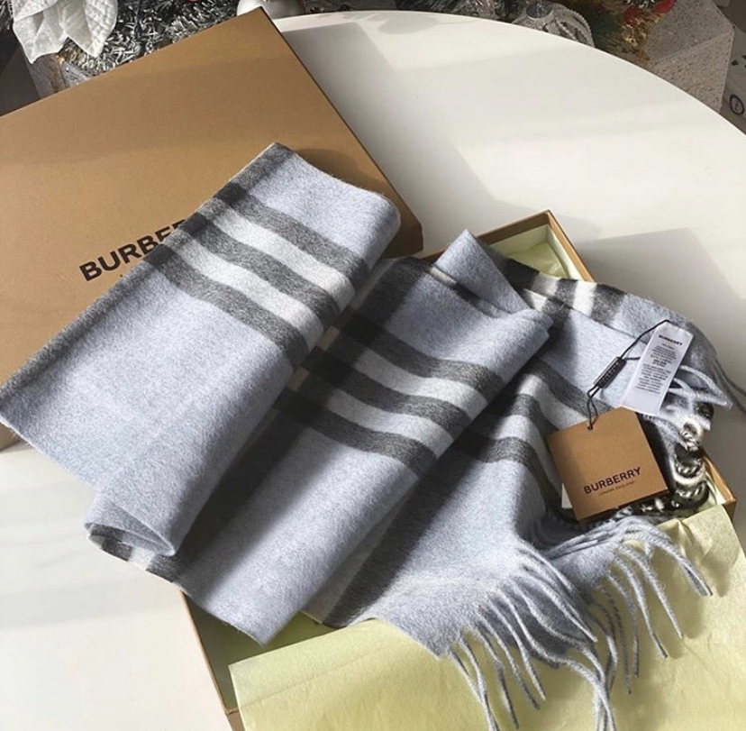 Burberry accessories