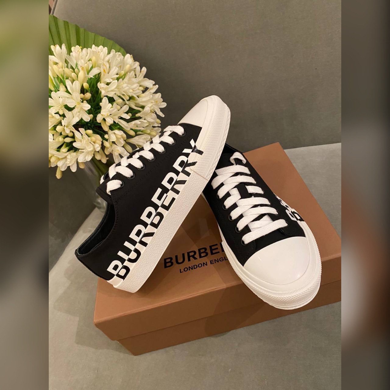 Burberry shoes