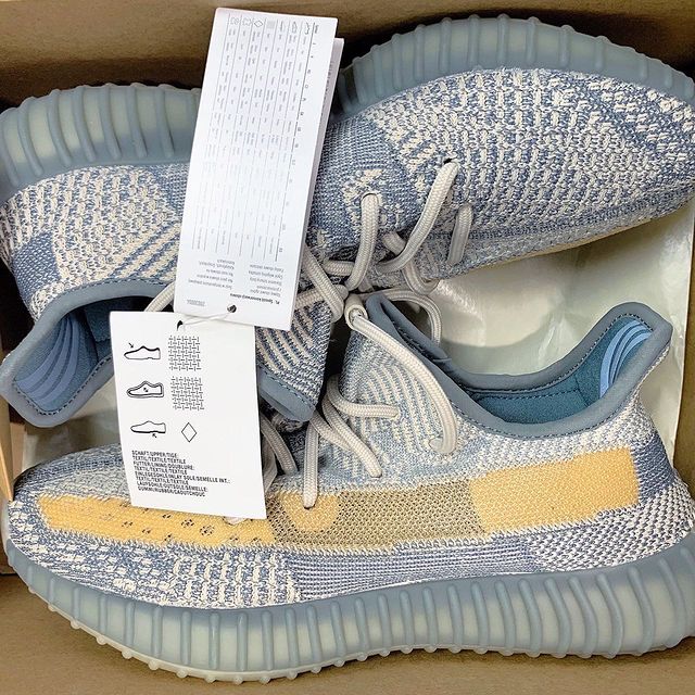 Yeezy Boost 350 V2 new