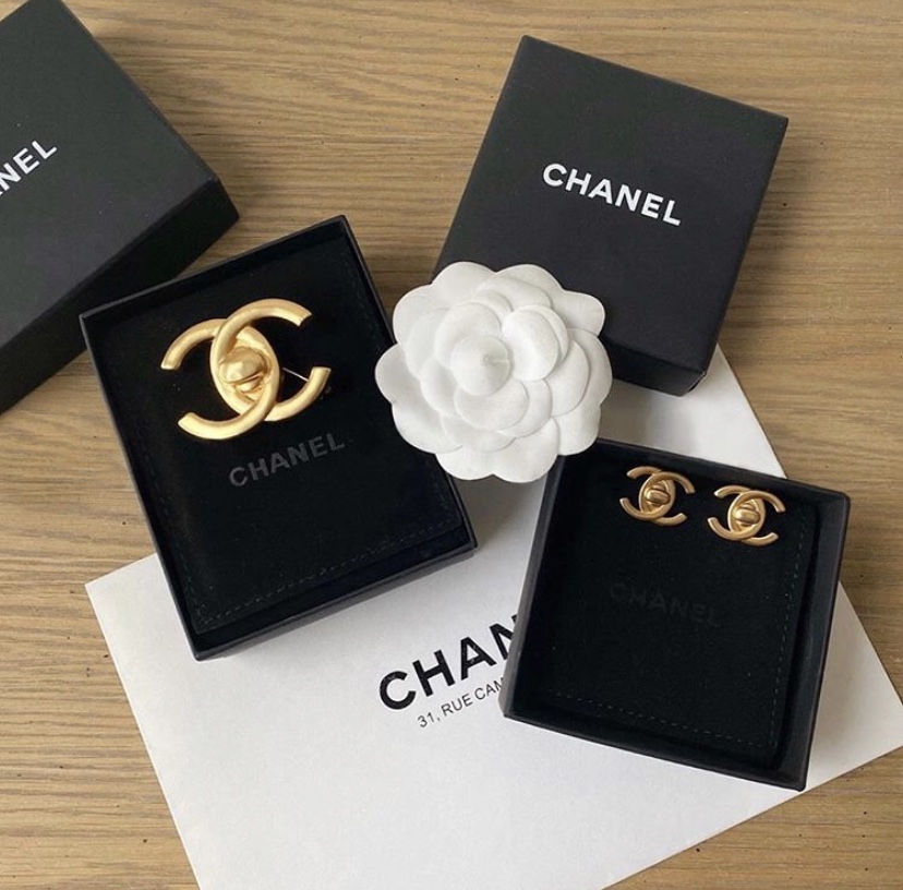 Chanel accessories
