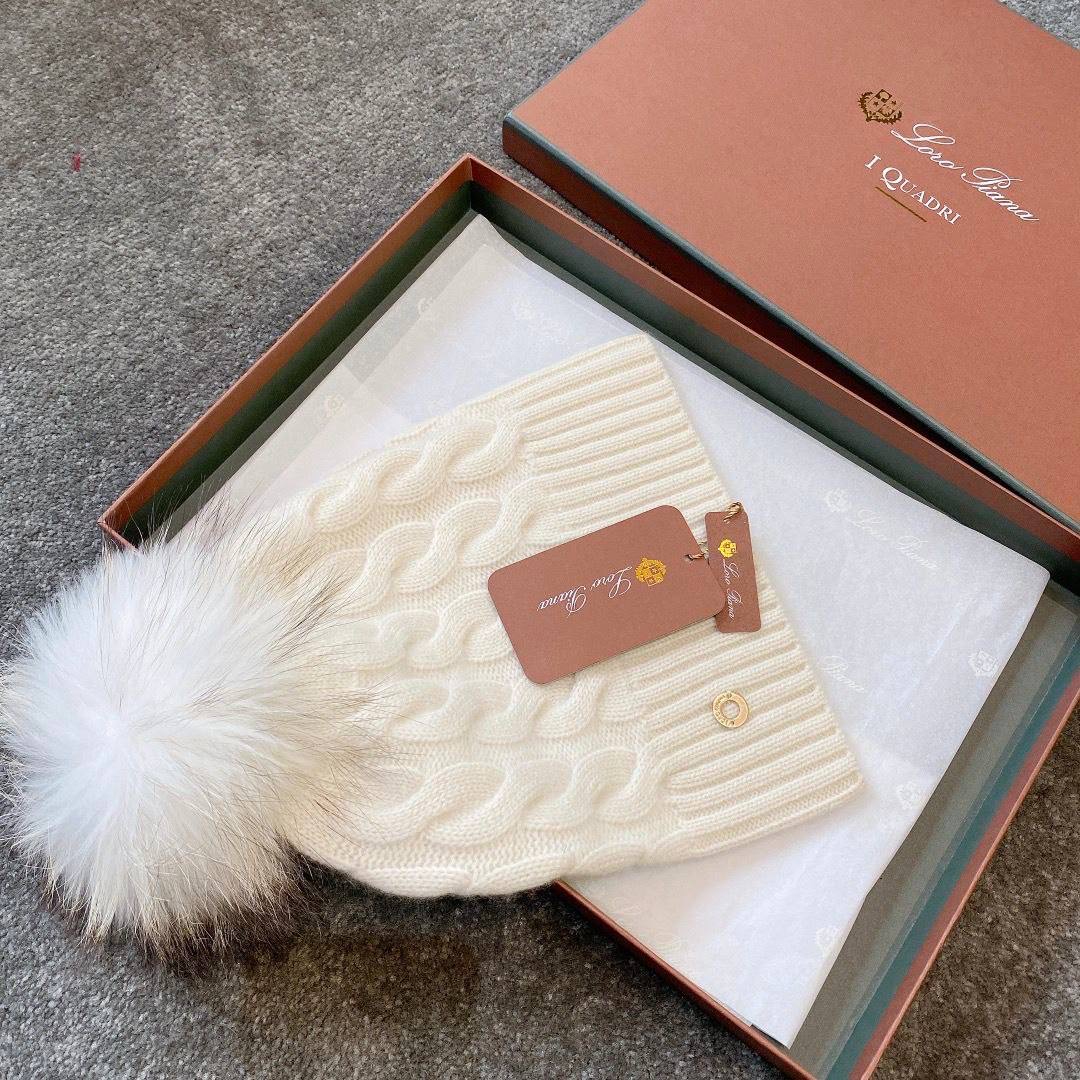 Loro Piana accessories