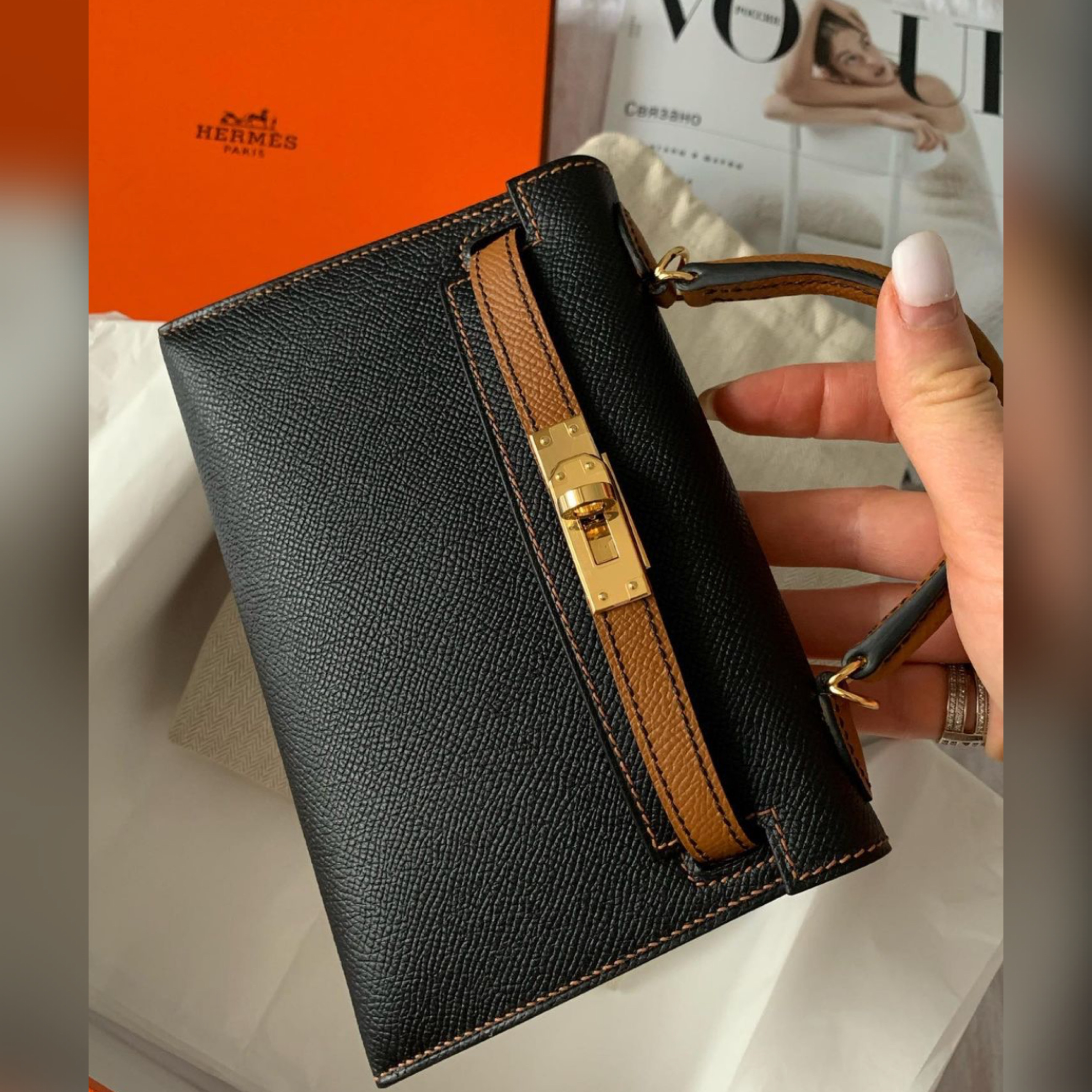 Hermès Kelly Epsom Gold bags