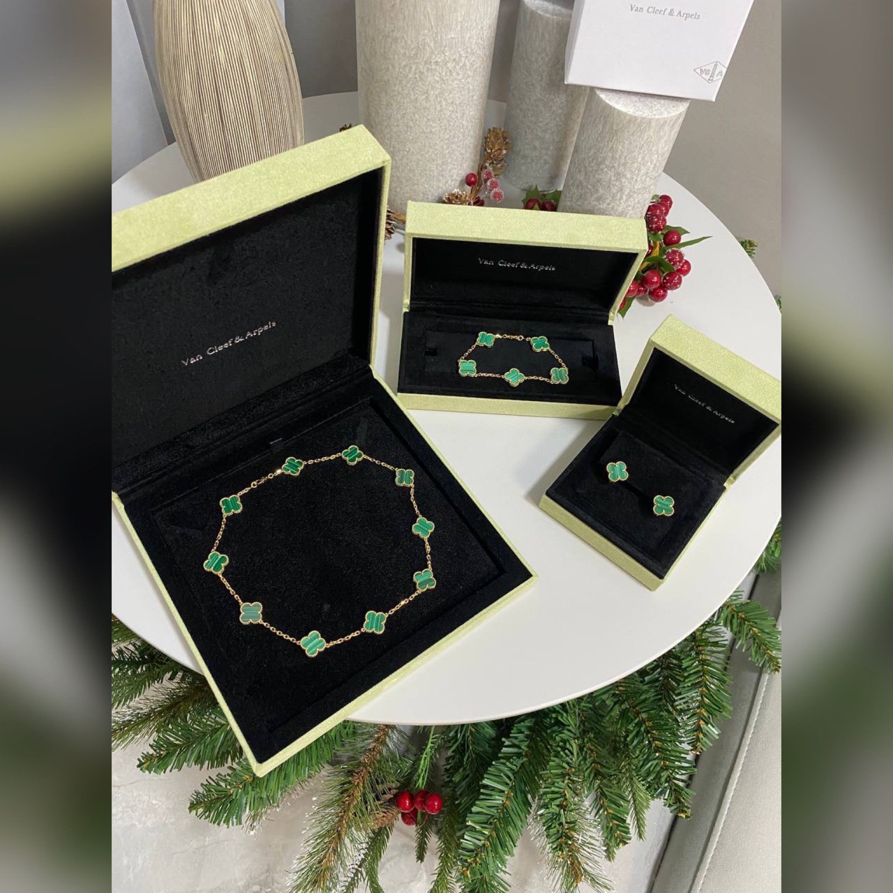Van Cleef & Arpels Jewellerys