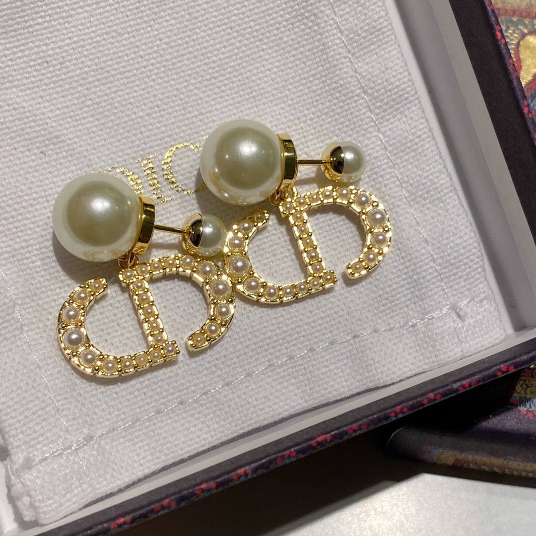 Christian Dior accessories