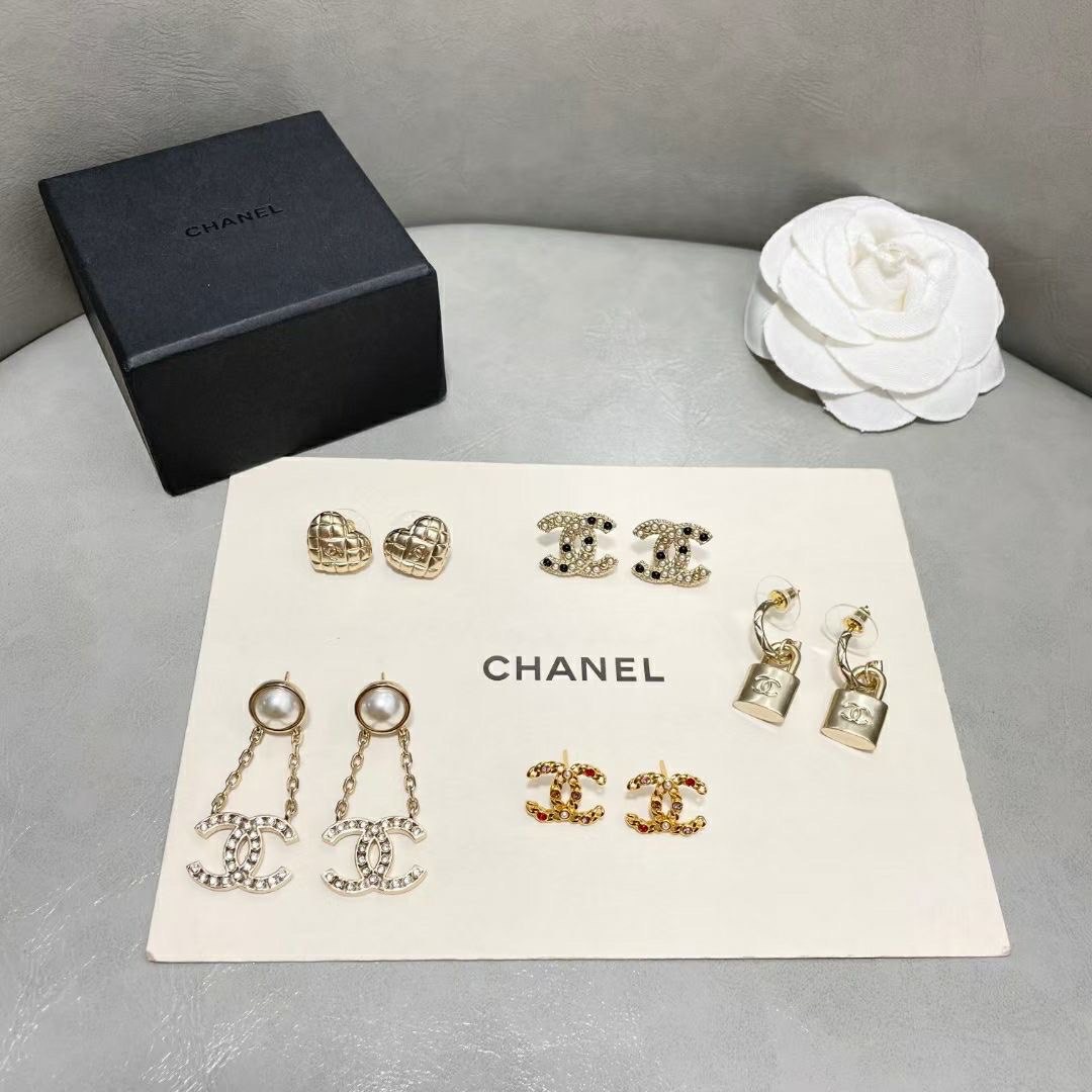 Chanel accessories