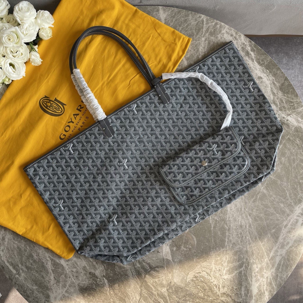 Goyard bag