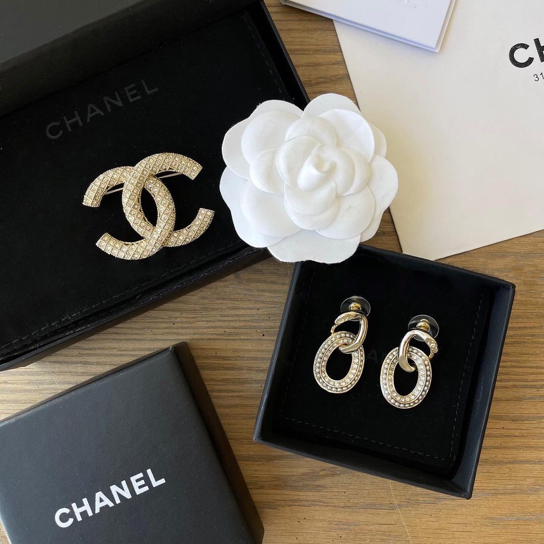 Chanel accessories