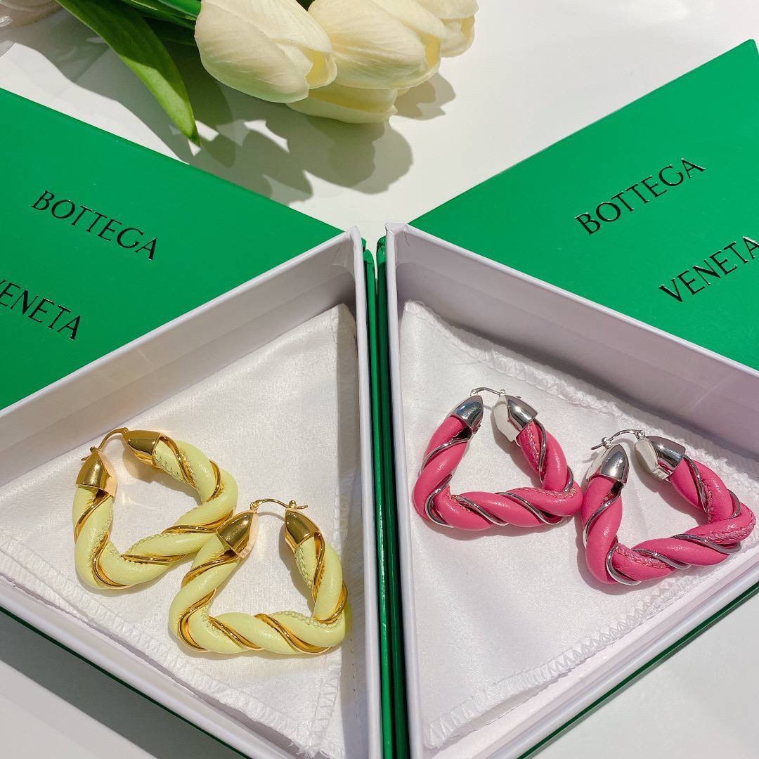 Bottega Veneta accessories