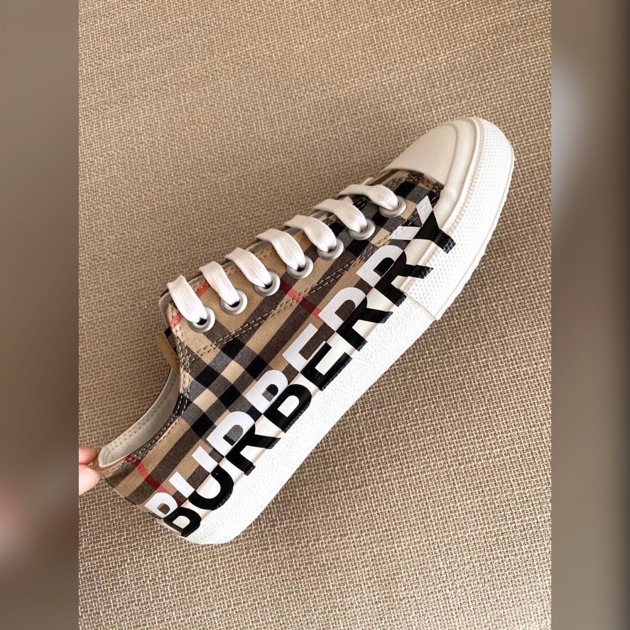 Burberry shoes