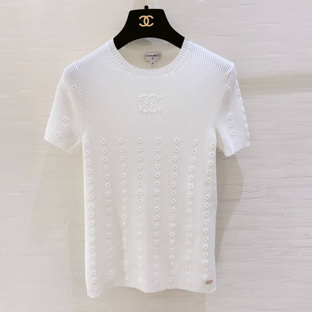 Chanel wear